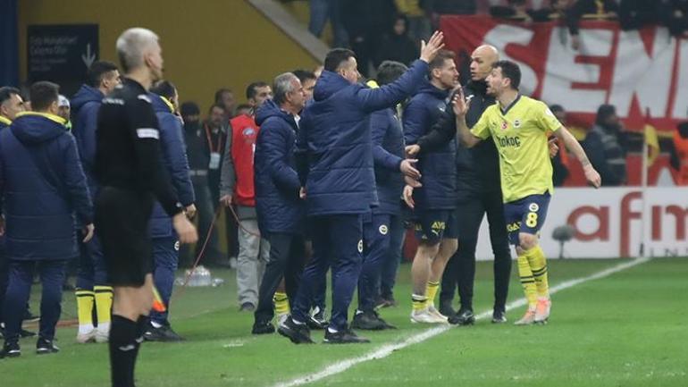 Fenerbahçe'de Mert Hakan Yandaş kararı! İşte takımdaki geleceği
