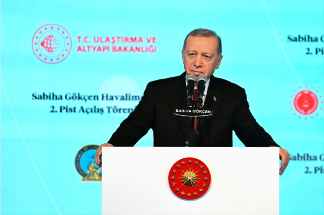 Erdoğan: 3-5 oy alacağız diye bölücü hainlere kapı kulu olanlara meydanı asla bırakmayacağız