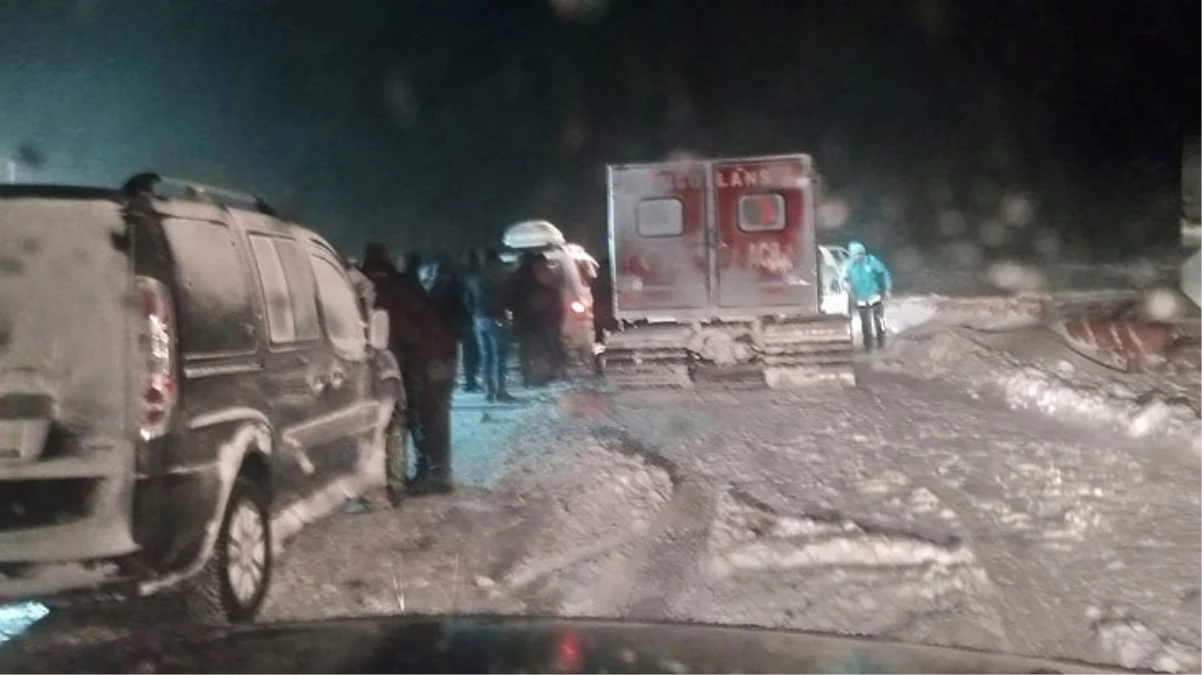 Ağrı’da yol açmaya giden iş makinesi uçuruma yuvarlandı: 2 kişi öldü, 2 kişi kayıp