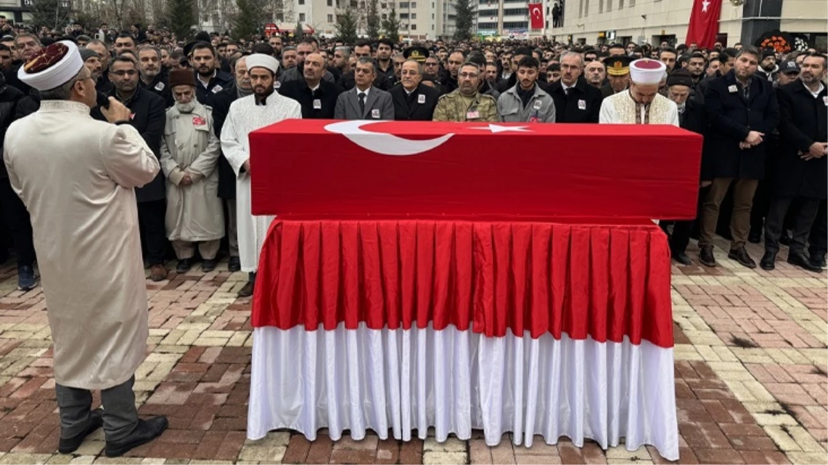 Irak ve Suriye’nin kuzeyindeki terör hedeflerine yönelik hava harekatında en az 26 terörist etkisiz hale getirildi