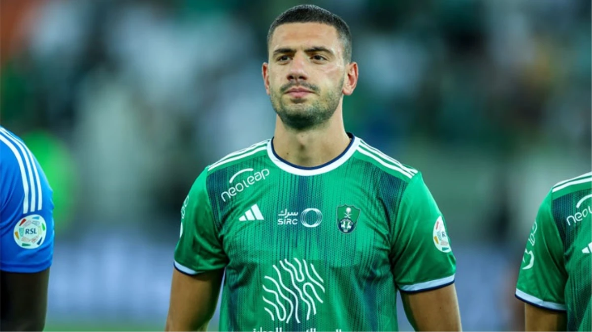 Süper Kupa finalinin iptal olmasının ardından Suudi Arabistan takımında forma giyen Merih’ten zehir zemberek sözler: Allah belanızı versin