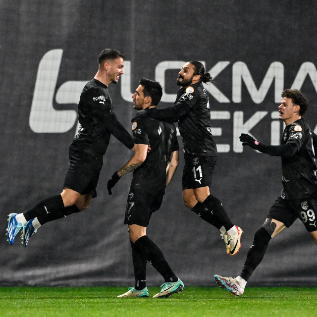 Kara Kartal ağır yaralı! Beşiktaş Pendikspor'a deplasmanda 4-0 yenildi