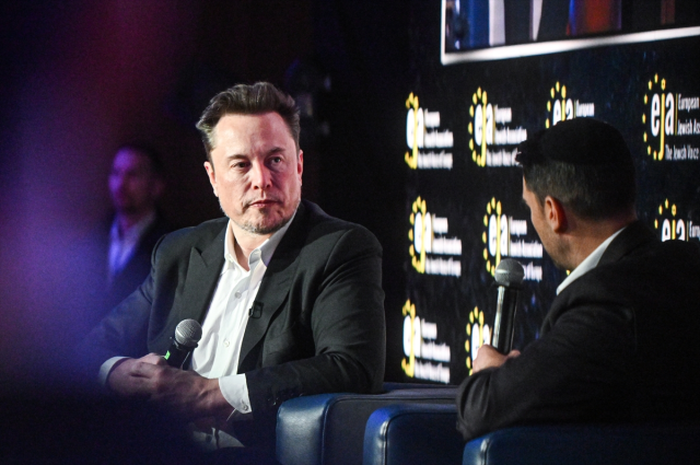 ABD'li milyarder Elon Musk: İsmim oldukça Yahudi ismi, Yahudi gibiyim