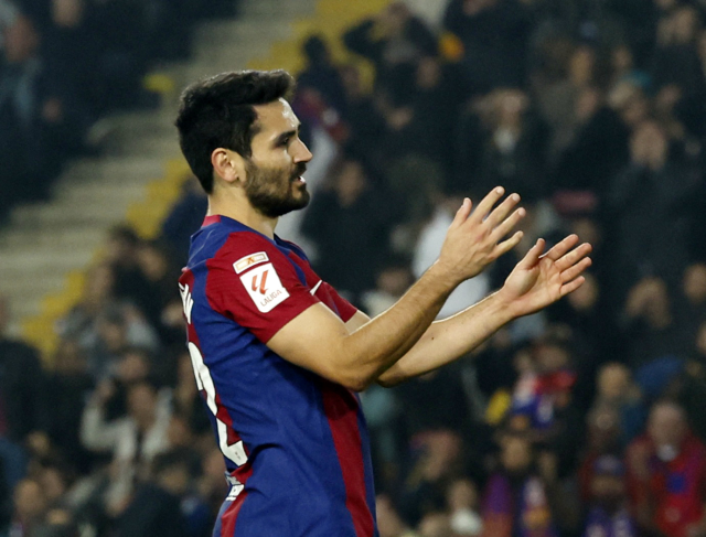 La Liga alev alev! 8 gollü çılgın maçın galibi Villarreal