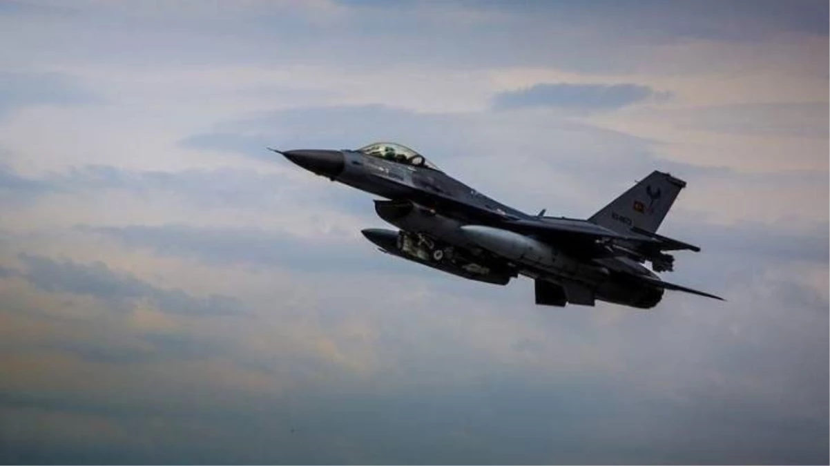 Güney Kore’de ABD’ye ait F-16 savaş uçağı düştü