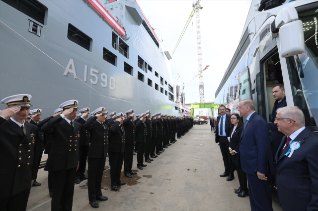 Dosta güven düşmana korku! Türk donanmasına 4 yeni gemi teslim edildi
