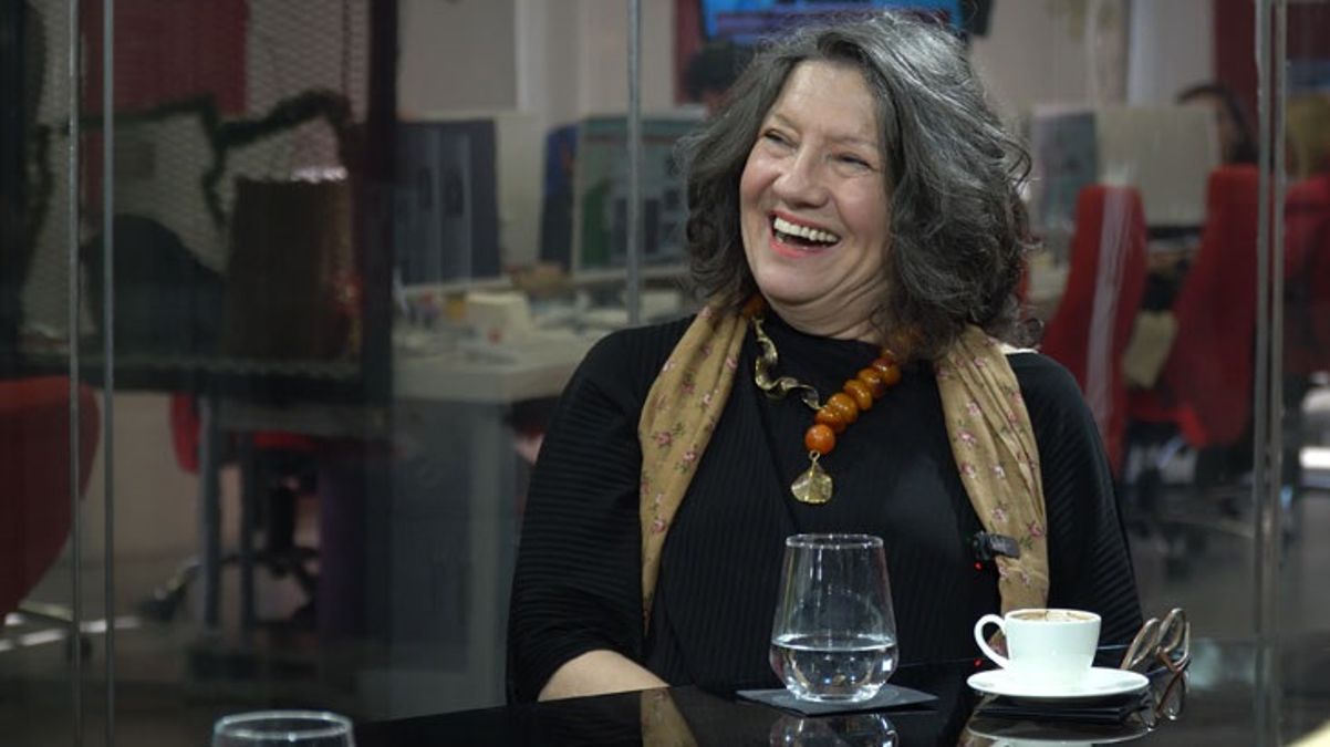 Ayşenil Şamlıoğlu’ndan yıllar sonra gelen itiraf: Derslere girmeden mezun oldum, bana düşman oldular