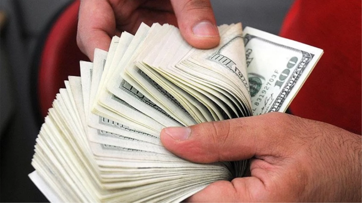 Dolar ve Euro haftaya yüksek başladı