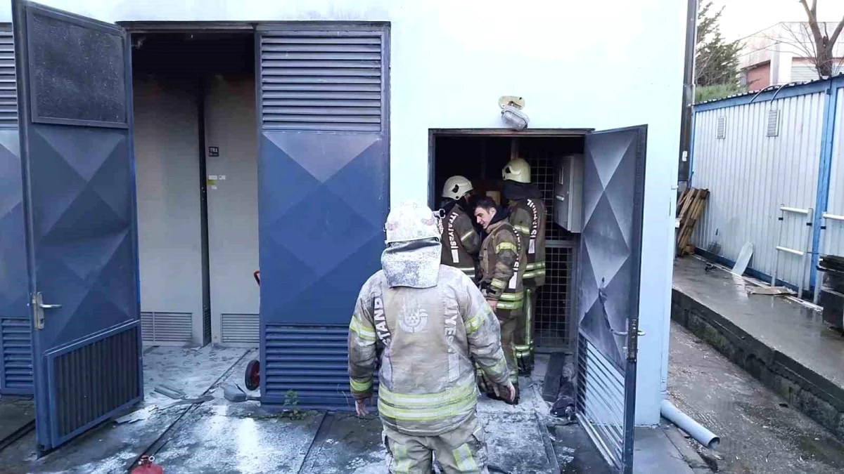 Kadıköy-Moda Tramvay Hattında Trafo Yangını