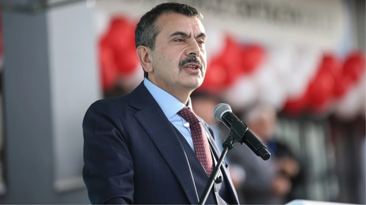 Milli Eğitim Bakanı Tekin: Özel okullardaki zam konusunda temsilcilerle görüştük, kendilerini uyarıyoruz