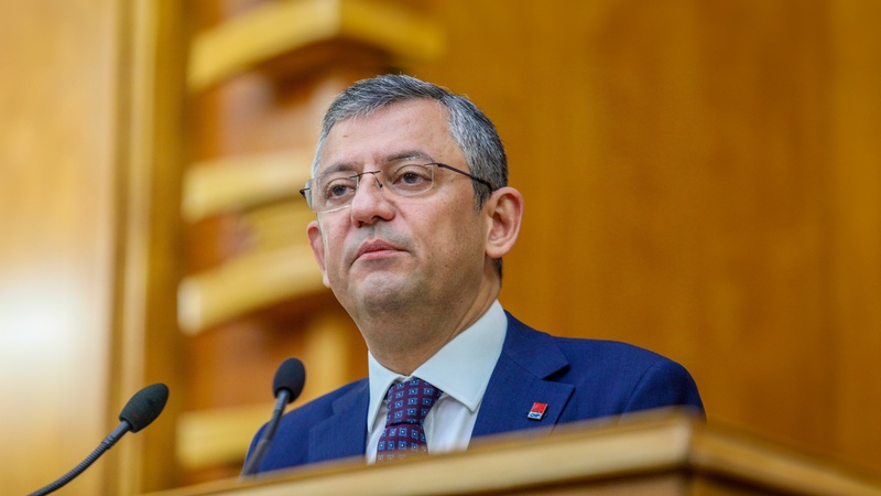 Cumhurbaşkanı Erdoğan, Özgür Özel’e açtığı davadan 65 bin lira tazminat kazandı