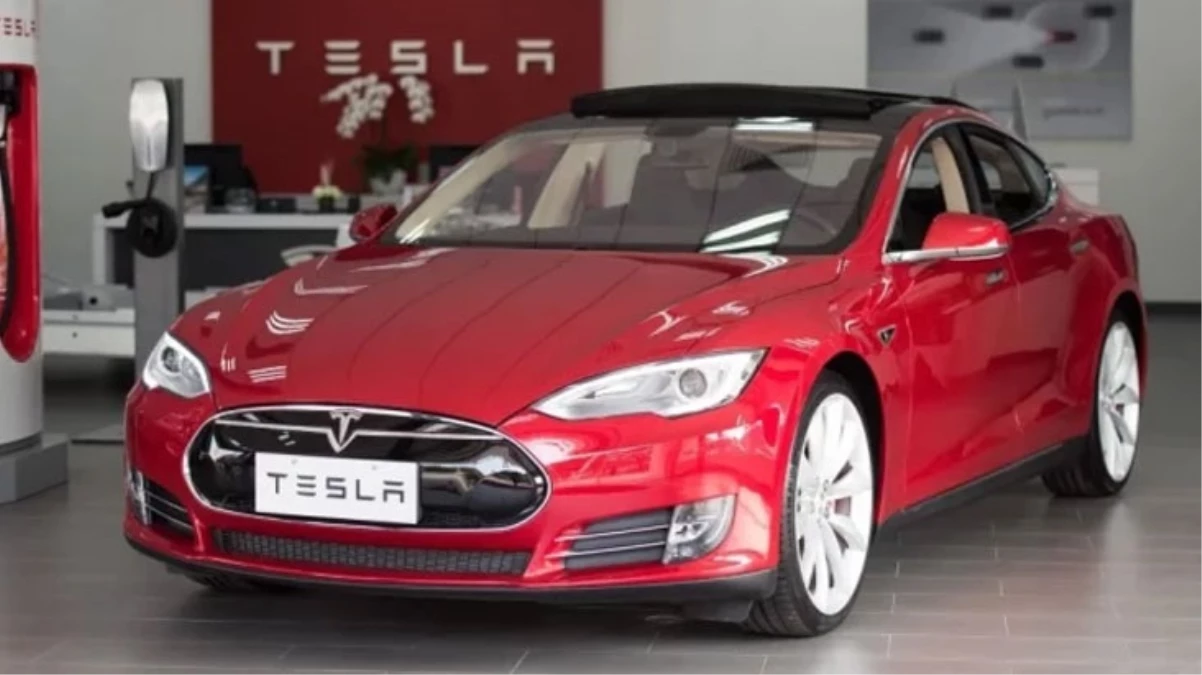 Tesla, Çin’de sattığı 1,6 milyon elektrikli aracını geri çağırdı