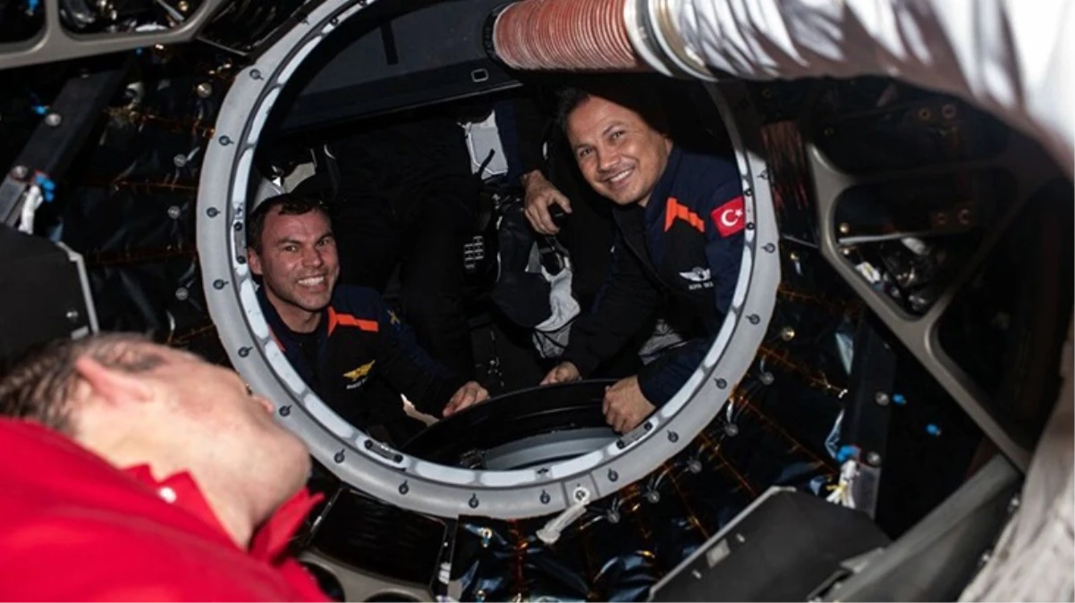 Türkiye’nin ilk astronotu Alper Gezeravcı’nın uzaydan yeni görüntüsü! Mutluluğu yüzünden okundu
