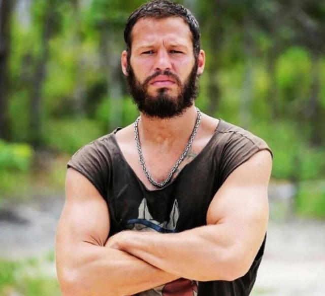 Survivor All Star'da beklenmedik ayrılık! Eski şampiyon Turabi, yarışmadan çekildi