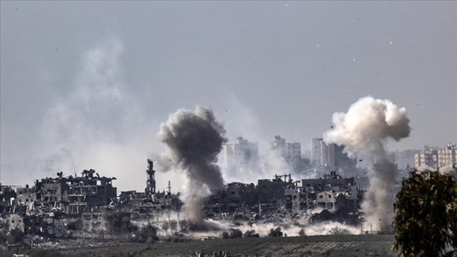 İsrailli komutan Gazze'de İbranice dua okuyarak camiyi patlattı