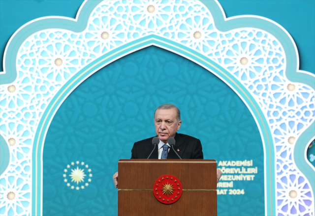 Cumhurbaşkanı Erdoğan: Şeriata düşmanlık, esasında dininin bizatihi kendisine husumettir