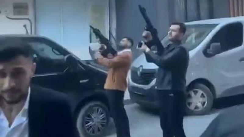 Başakşehir’de otomatik silahlarla havaya ateş eden magandalar yakalandı