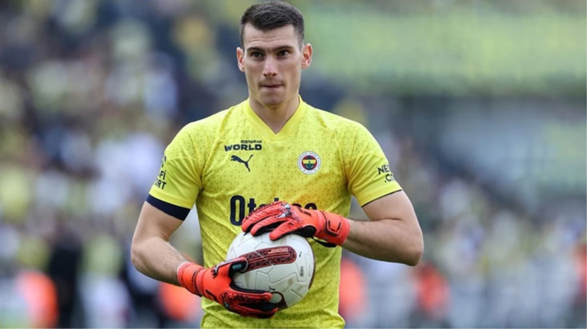 Performansı beklentinin altında kalan Livakovic, İsmail Kartal’a söz verdi!