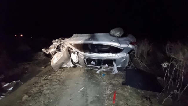 Burdur'da kontrolden çıkan otomobil şarampole yuvarlandı! 2 kişi hayatını kaybetti, 1 kişi ağır yaralandı