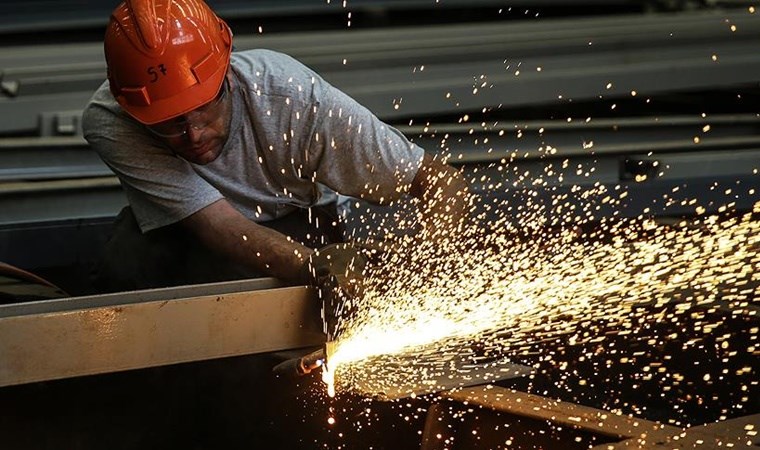 TÜİK: Sanayi üretimi 2023’te arttı