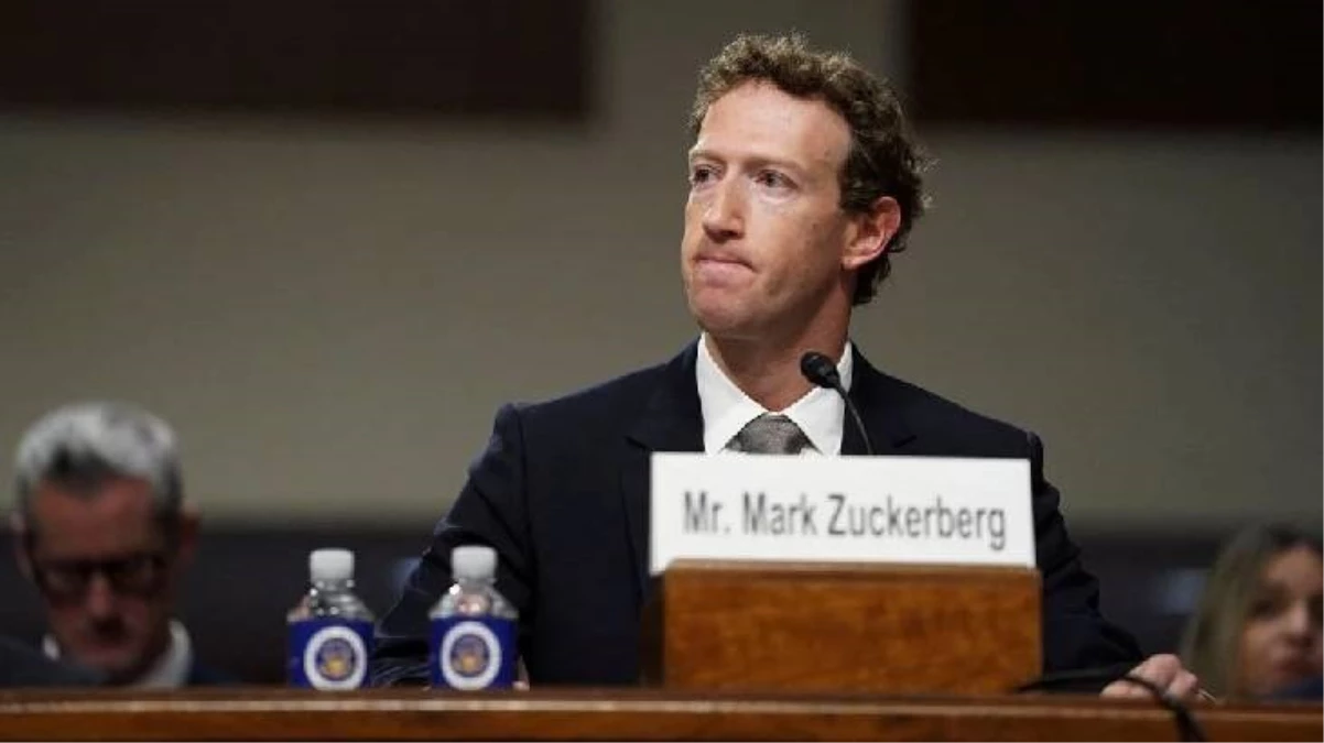 Mark Zuckerberg, ABD Senastosu’nda özür dilemek zorunda kaldı