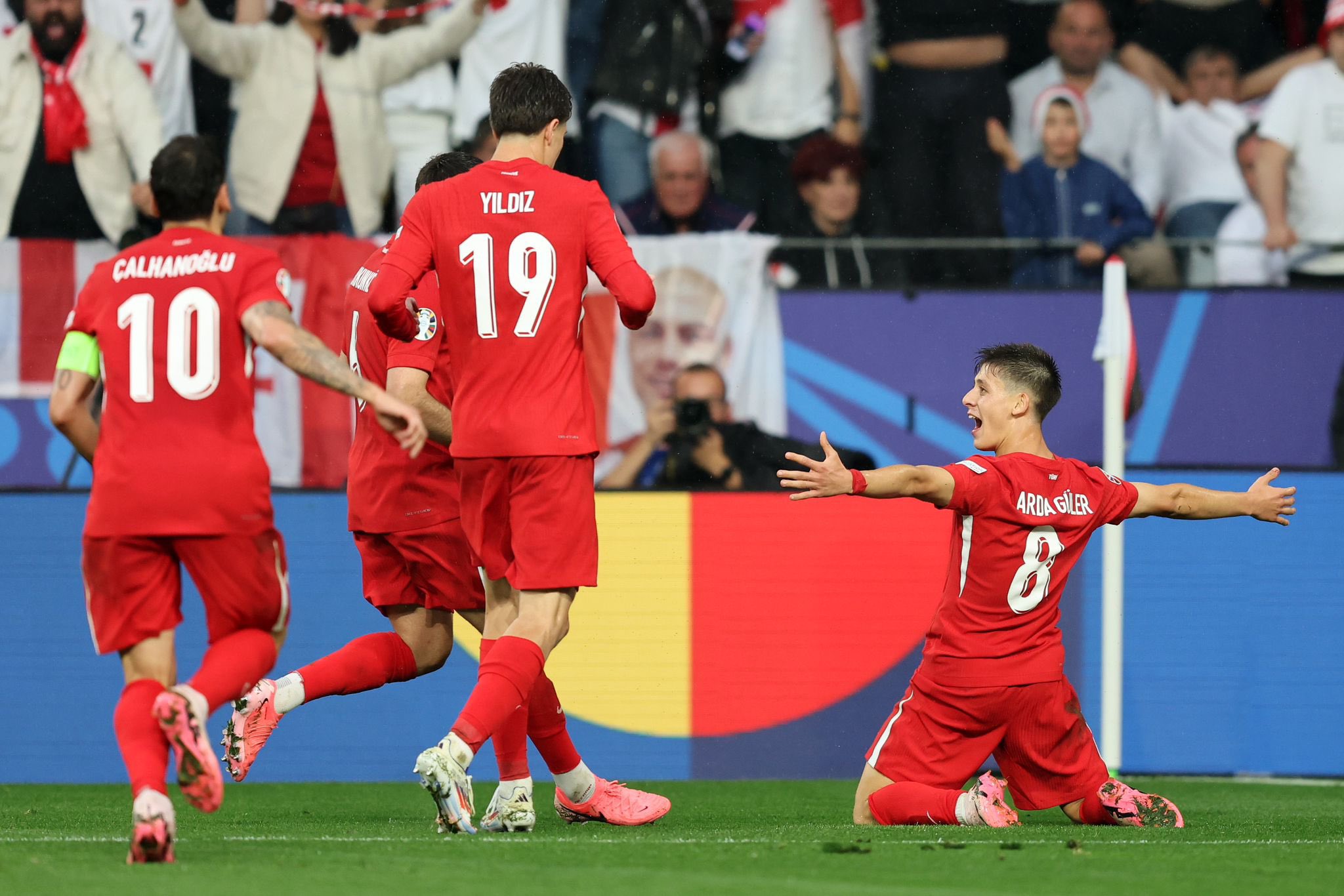 Çekya – Türkiye maçı saat kaçta hangi kanalda? İşte Montella’nın 11’i