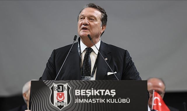 Hasan Arat, Beşiktaş başkanlığını bu kez resmen bıraktı