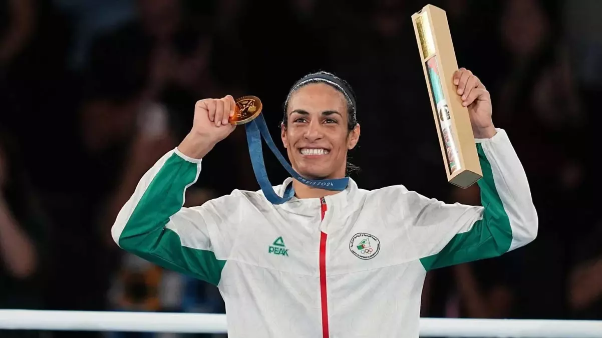 Cinsiyeti tartışılan olimpiyat şampiyonu boksörün gerçek cinsiyeti ortaya çıktı