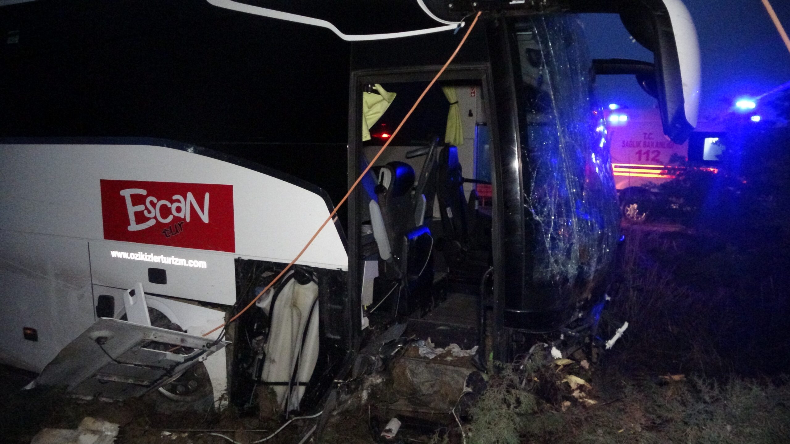 Gelibolu’daki otobüs kazasında yaralı sayısı 37’ye çıktı