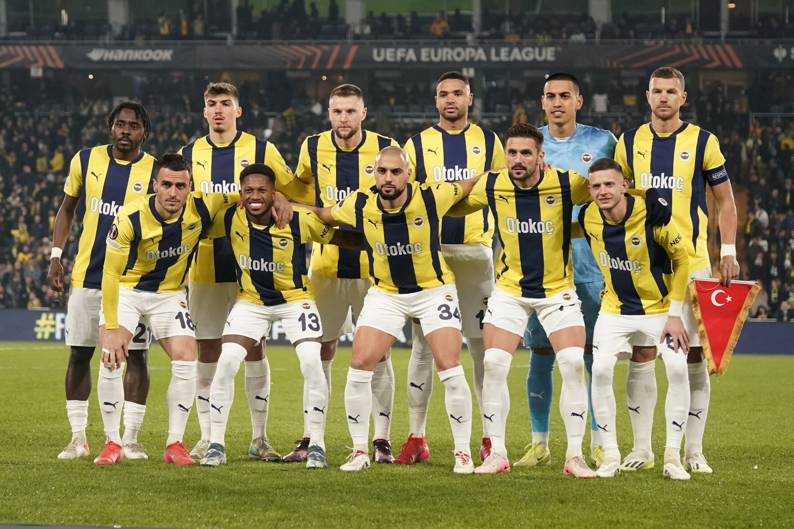 Fenerbahçe’de 13 futbolcu milli mesaide