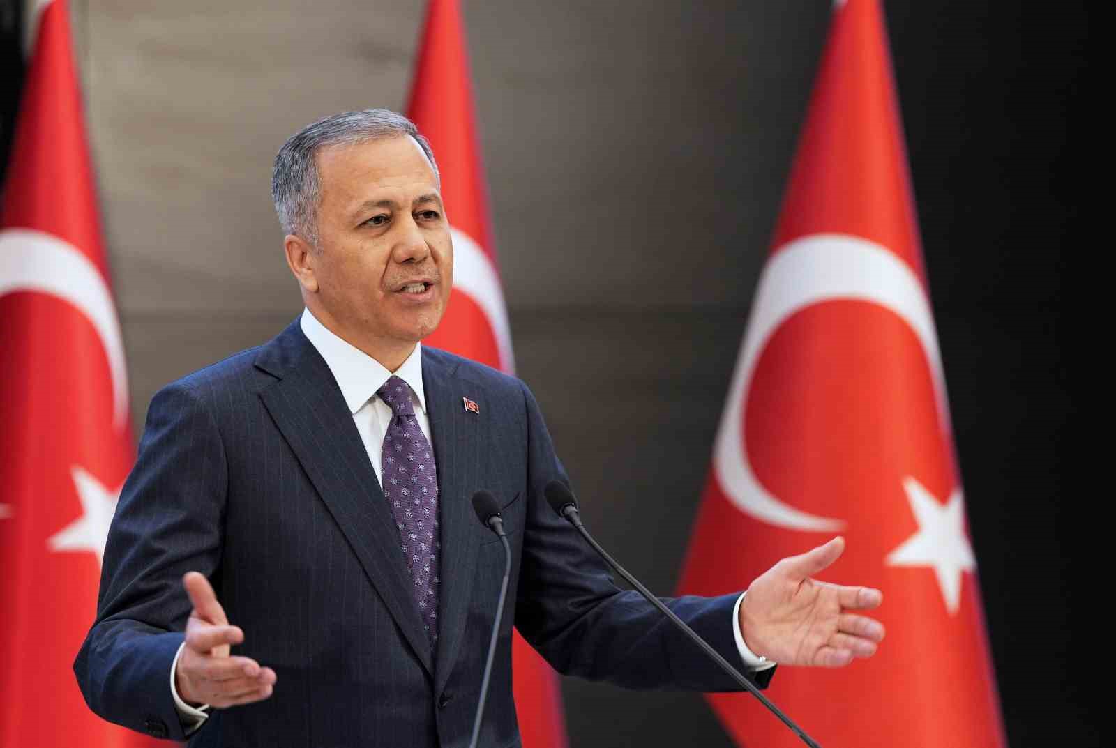 İçişleri Bakanı Yerlikaya: “Eylemlerde gözaltına alınan bin 879 şüpheliden 260’ı tutuklandı, 150 polis yaralandı”