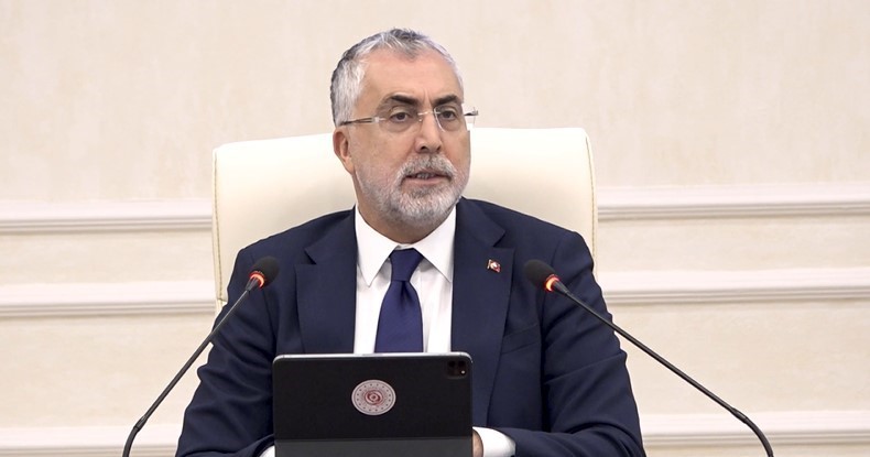 Bakan Işıkhan: “İşsizlik son 12 yılın en düşük seviyesine geriledi”