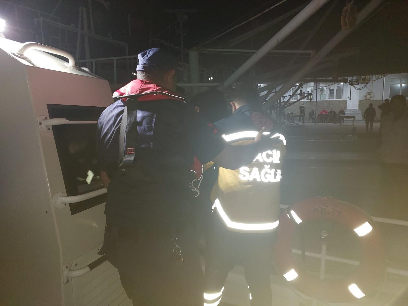 Tekirdağ açıklarında kalp krizi geçiren gemi personeli tahliye edildi