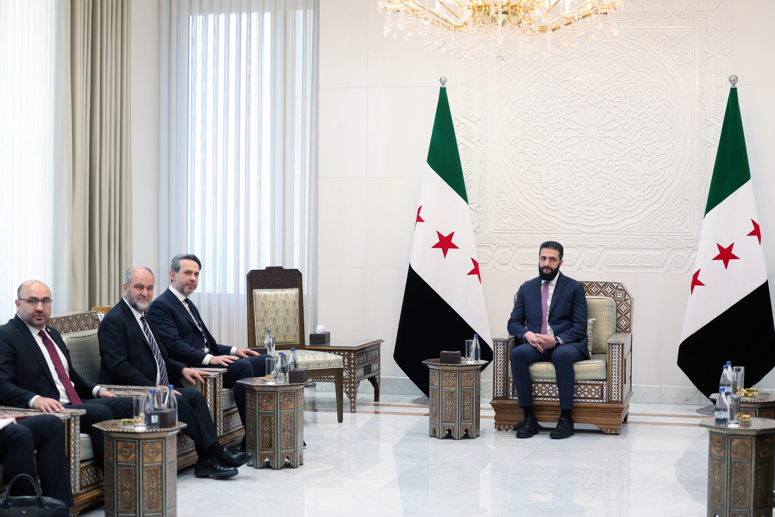 Bakan Bayraktar, Şam’da Şara ile görüştü