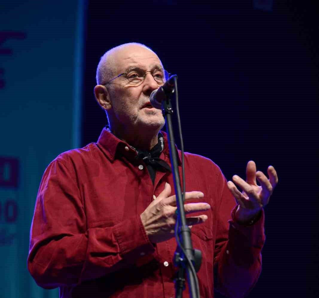 Ünlü sanatçı İlhan Şeşen hayatını kaybetti