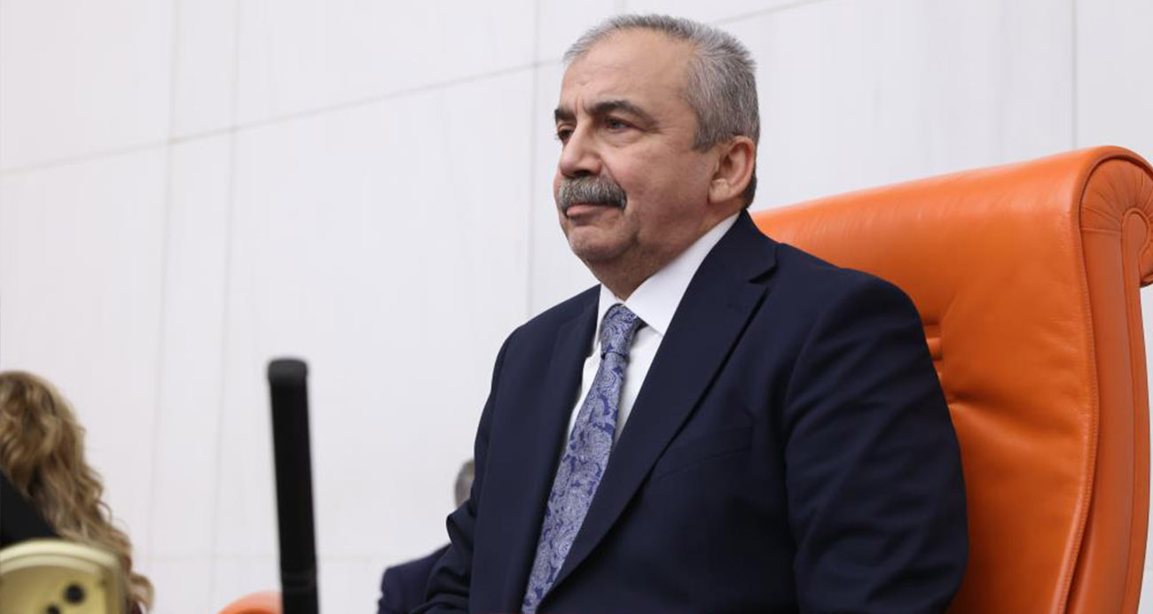 Sırrı Süreyya Önder hayatını kaybetti