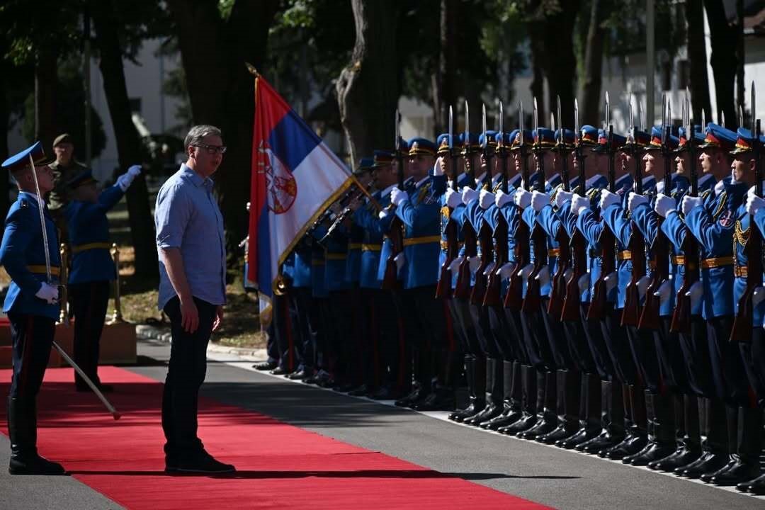 Sırp lider Vucic: “Şimdi Batılılar olarak, Ruslara toprak bütünlüğünün ihlal edilmesinden nasıl söz edeceksiniz”
