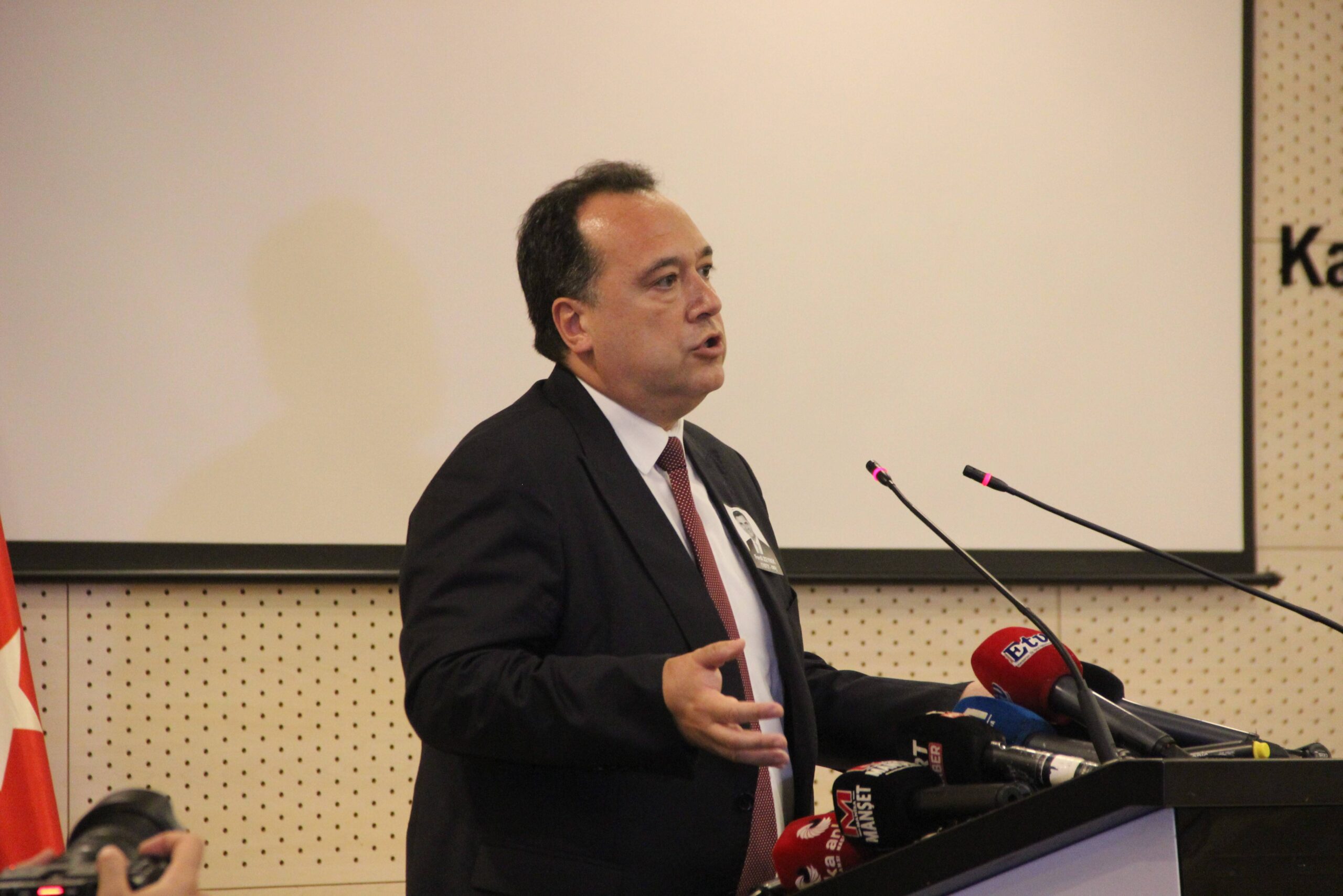 MANİSA’NIN YENİ BAŞKANI BELLİ OLDU