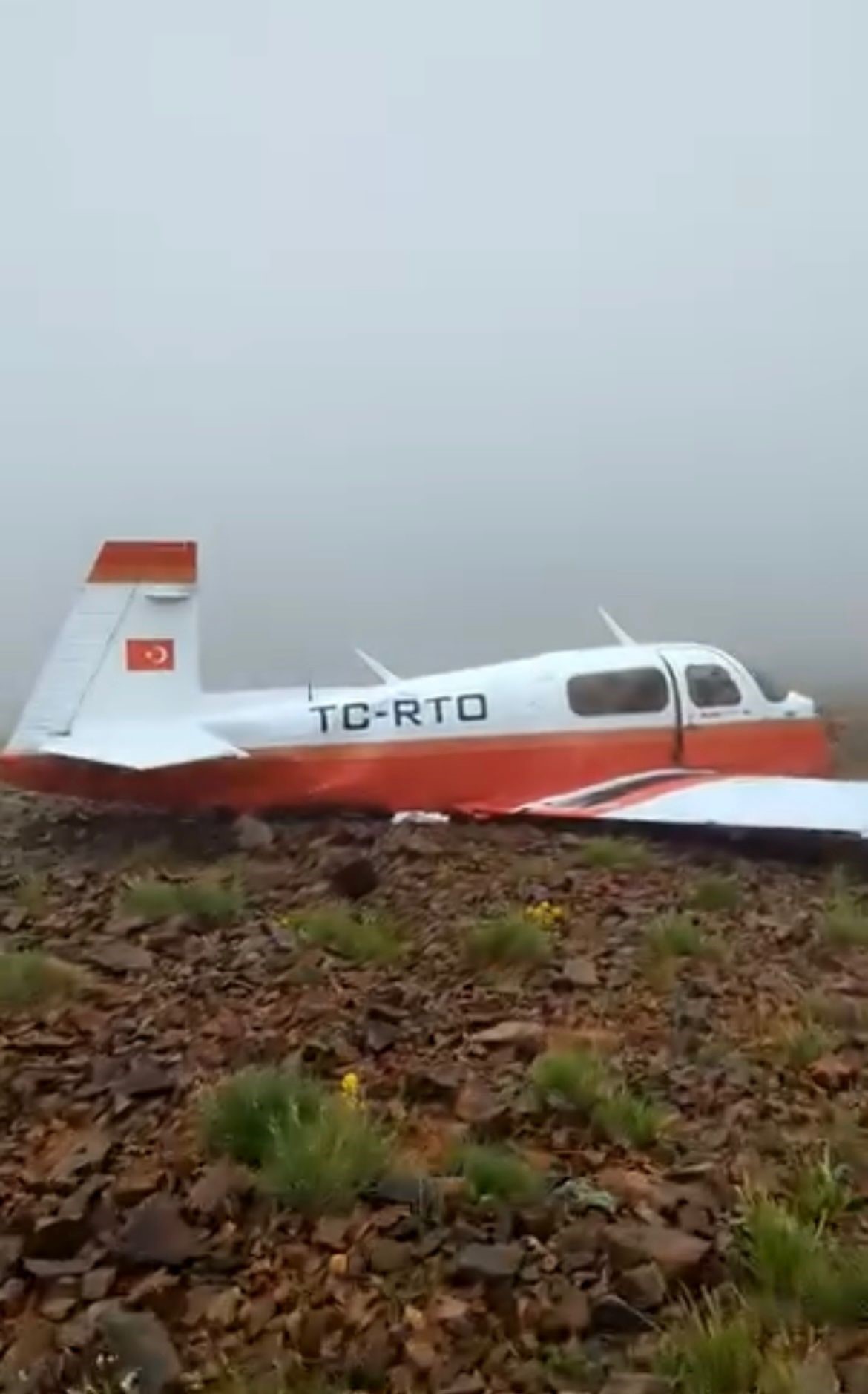 Rize’de düşen uçağa ilk ulaşılma görüntüsü ortaya çıktı