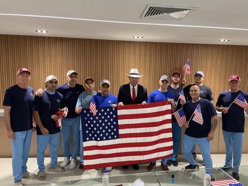 ABD Dışişleri Bakanı Rubio, Venezuela’da tutuklu bulunan 10 ABD vatandaşının ülkeye döndüğünü açıkladı