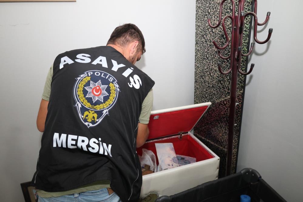 Mersin’de aranan şahıslara yönelik operasyon: 81 kişi yakalandı