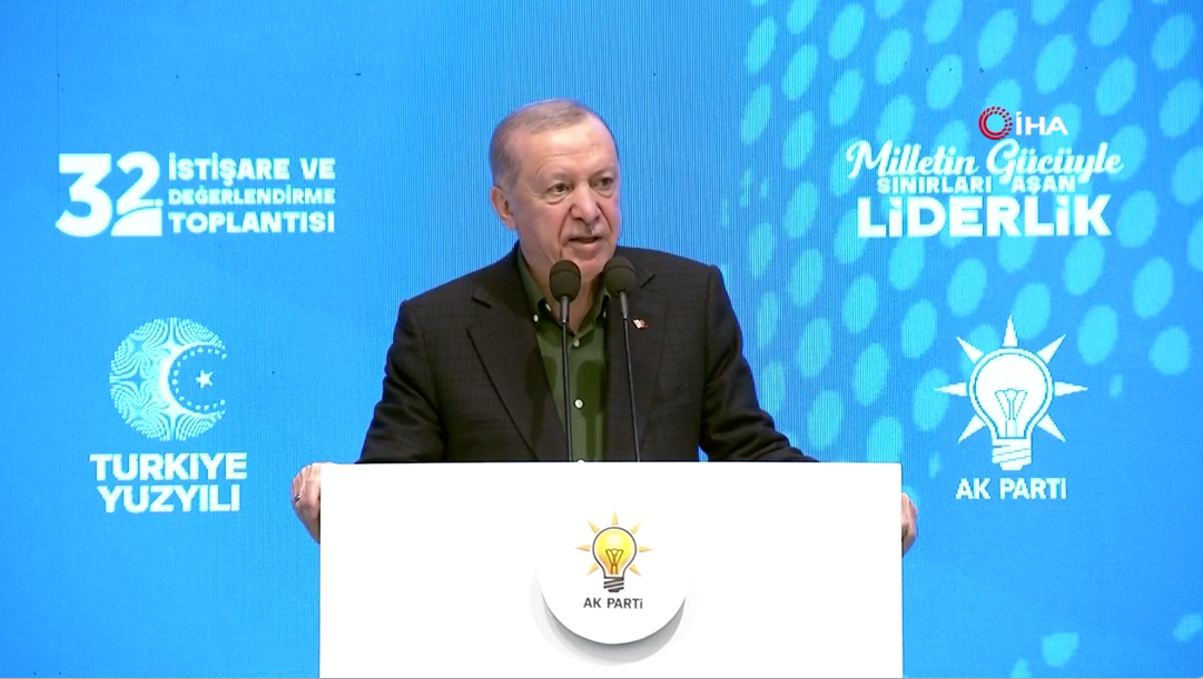 Cumhurbaşkanı Erdoğan, ‘tarihi’ olarak nitelenen konuşmasını AK Parti 32. İstişare ve Değerlendirme Toplantısı’nda yapıyor