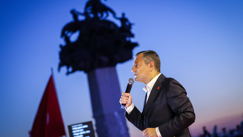 Özgür Özel: Tam bir barış ancak adalet ve demokrasiyle mümkündür