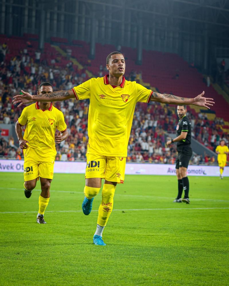 Göztepe’nin yeni gözdesi Janderson