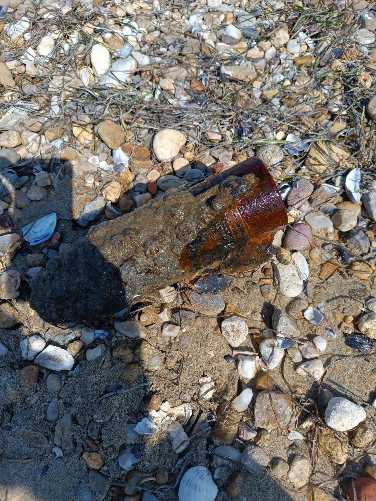 Çanakkale’de sahilde patlamamış top mermisi bulundu