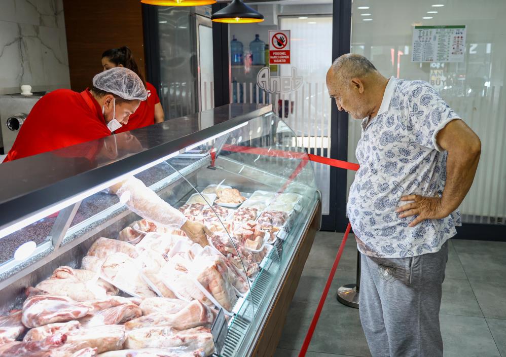 Halk Et, 6 ayda 5 şubede 200 bin ton et satışı gerçekleştirdi