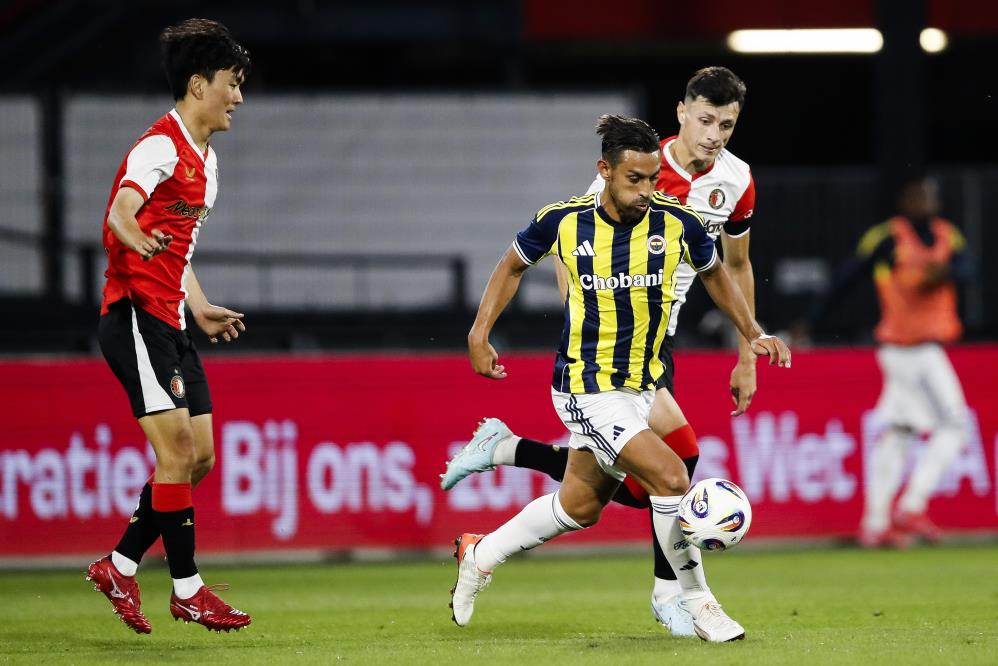 UEFA Şampiyonlar Ligi: Feyenoord: 2 – Fenerbahçe: 1 (Maç sonucu)