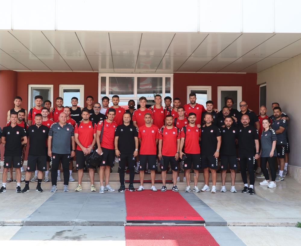 Sivasspor kafilesi Erzurum’a gitti