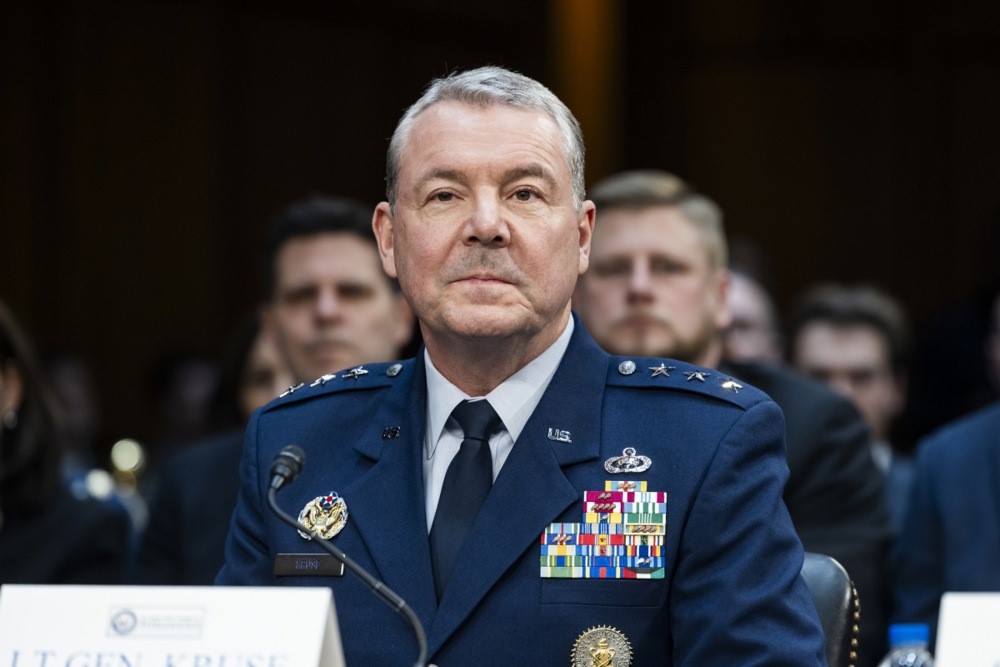 ABD medyası: “Pentagon İstihbarat Ajansı Başkanı ve 2 Deniz Kuvvetleri komutanı görevden alındı”