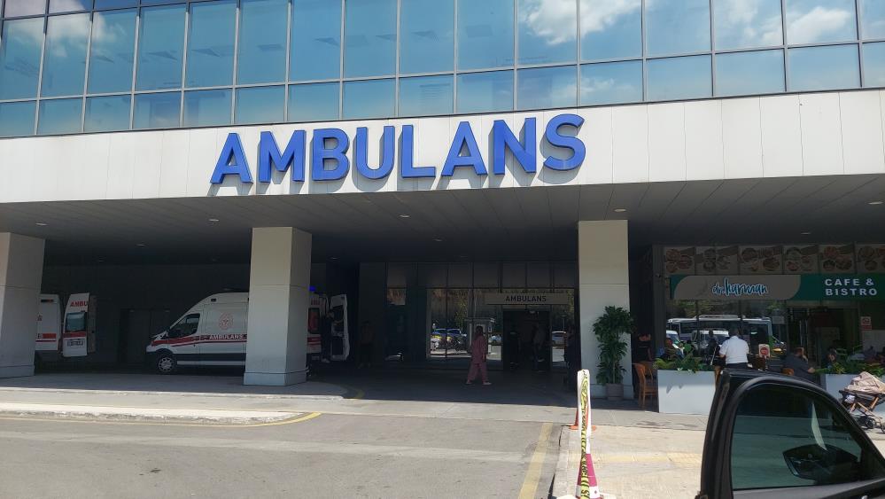 Kocaeli’de 19 yaşındaki genç, kuzeni tarafından bıçaklanarak öldürüldü